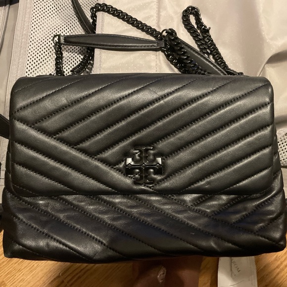 Tory Burch Kira Chevron Convertible Shoulder Bag - Picture 3 of 9